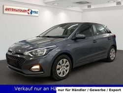 Grau Gebraucht 2018 Hyundai i20 Limousine | 6.999 € (Superpreis)