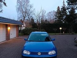Blau Gebraucht 1998 VW Golf IV Limousine | 1.050 € (Guter Preis)