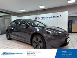 Grau Gebraucht 2023 Tesla Model 3 Long Range RWD Limousine | 31.988 € (Fairer Preis)