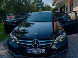 Schwarz Gebraucht 2013 Mercedes E220 Edition Limousine | 13.200 € (Fairer Preis)