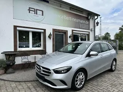 Iridiumsilber metallicl Gebraucht 2022 Mercedes B250 Van / Kleinbus | 29.990 € (Guter Preis)