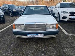 Weiß Gebraucht 1991 Mercedes 190 Limousine | 4.700 €