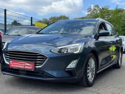Chromablau metallic Gebraucht 2018 Ford Focus Titanium Kombi | 13.699 € (Fairer Preis)