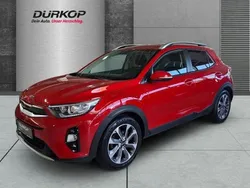 (beg) signalrot met. Gebraucht 2018 Kia Stonic Vision SUV | 12.550 € (Fairer Preis)