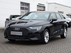 Mythosschwarz metallic Gebraucht 2024 Audi A3 Basis | 26.600 € (Fairer Preis)