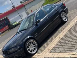 Schwarz Gebraucht 1998 BMW 323 Limousine | 1.200 € (Guter Preis)