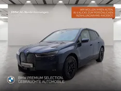Blau Gebraucht 2024 BMW iX SUV | 57.606 € (Fairer Preis)