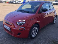 Rot Gebraucht 2025 Fiat 500e Red Kleinwagen | 25.189 € (Fairer Preis)