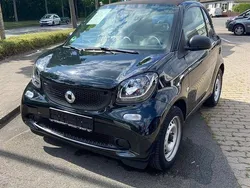 Schwarz Gebraucht 2018 Smart ForTwo Coupé Coupé | 8.990 € (Guter Preis)
