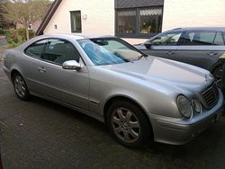 Silber Gebraucht 2000 Mercedes 200 Limousine | 3.500 €