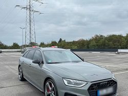 Grau Gebraucht 2019 Audi A4 Edition .1 Kombi | 19.850 €