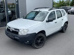 Weiß Gebraucht 2010 Dacia Duster Basis SUV | 3.450 € (Guter Preis)