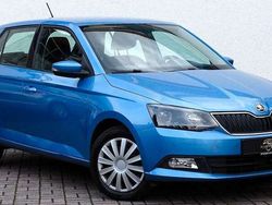 Blau Gebraucht 2015 Skoda Fabia Ambition Kleinwagen | 12.990 € (Fairer Preis)