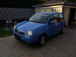 Blau Gebraucht 2004 VW Lupo Kleinwagen | 900 € (Fairer Preis)
