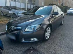 Grau Gebraucht 2009 Opel Insignia Limousine | 5.000 € (Etwas zu teuer)
