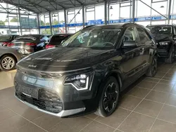 Grau (agt) interstellar grau met. (metallic) Gebraucht 2023 Kia e-Niro Vision SUV | 26.000 € (Guter Preis)
