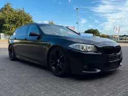 Schwarz Gebraucht 2012 BMW 520 M Sport Kombi | 12.500 €