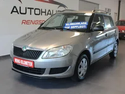 Beige Gebraucht 2011 Skoda Fabia Cool Edition Limousine | 5.990 € (Etwas zu teuer)