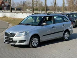 Silber Gebraucht 2013 Skoda Fabia Cool Edition Kombi | 2.990 € (Guter Preis)