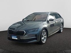 Grau Gebraucht 2024 Skoda Octavia Kombi | 28.385 € (Fairer Preis)