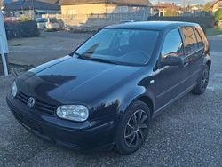 Schwarz Gebraucht 2002 VW Golf IV Kleinwagen | 1.100 € (Guter Preis)