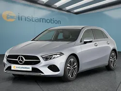 Silber Gebraucht 2024 Mercedes A180 Limousine | 28.899 € (Fairer Preis)