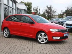 Rot Gebraucht 2016 Skoda Rapid Joy Limousine | 12.950 € (Fairer Preis)