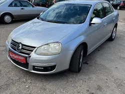 Silber Gebraucht 2006 VW Jetta Sportline Limousine | 3.450 € (Guter Preis)