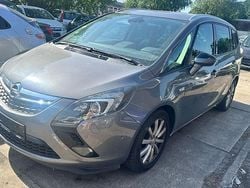 Grau Gebraucht 2016 Opel Zafira Tourer drive Van / Kleinbus | 6.999 € (Superpreis)