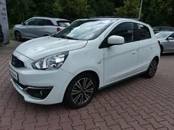 Weiss Gebraucht 2018 Mitsubishi Space Wagon Van / Kleinbus | 8.490 €