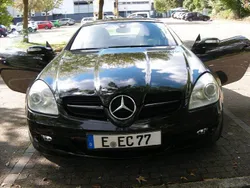 Schwarz Gebraucht 2004 Mercedes SLK200 Cabrio | 4.900 € (Superpreis)