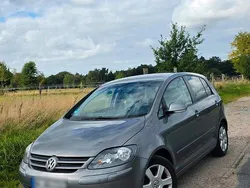 Grau Gebraucht 2006 VW Golf Plus Cross Van / Kleinbus | 2.700 € (Fairer Preis)