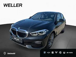 Black sapphire (schwarz) Gebraucht 2024 BMW 120 Advantage Kleinwagen | 26.950 € (Fairer Preis)