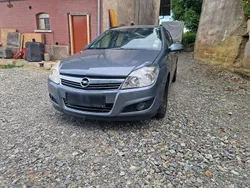 Silber Gebraucht 2007 Opel Astra Kombi | 1.380 € (Superpreis)