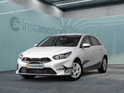 Silber Neu 2024 Kia Ceed Vision Limousine | 25.180 € (Etwas zu teuer)