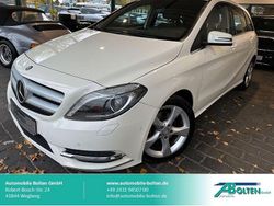 Weiß Gebraucht 2014 Mercedes B180 Van / Kleinbus | 10.890 € (Fairer Preis)