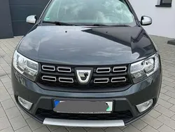 Gebraucht 2017 Dacia Sandero Stepway Kleinwagen | 8.900 € (Etwas zu teuer)