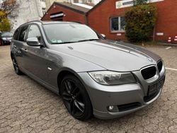 Grau Gebraucht 2012 BMW 318 Comfort Edition Kombi | 3.900 € (Guter Preis)