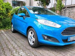 Blau Gebraucht 2013 Ford Fiesta Kleinwagen | 5.850 € (Fairer Preis)