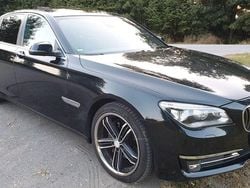 Schwarz Gebraucht 2013 BMW 730 Limousine | 12.300 € (Superpreis)