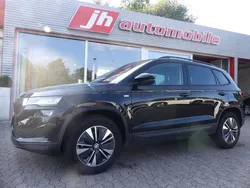 Schwarz Gebraucht 2023 Skoda Karoq Tour SUV | 27.700 € (Guter Preis)