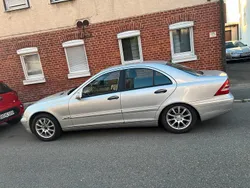 Silber Gebraucht 2003 Mercedes C200 Limousine | 2.599 € (Fairer Preis)
