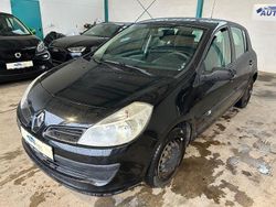 Schwarz Gebraucht 2007 Renault Clio III Authentique Limousine | 780 € (Superpreis)