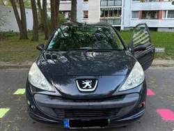 Grau Gebraucht 2010 Peugeot 206+ Kleinwagen | 2.800 € (Fairer Preis)