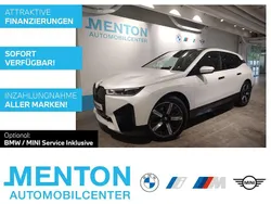 Weiß Gebraucht 2024 BMW iX Executive SUV | 74.290 € (Etwas zu teuer)