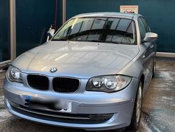 Blau Gebraucht 2010 BMW 118 Kleinwagen | 5.100 € (Fairer Preis)