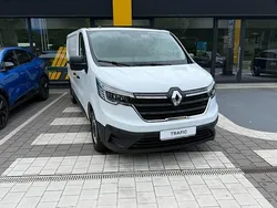 Weiß Gebraucht 2023 Renault Trafic Komfort Van | 31.990 € (Teuer)