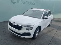 Weiß Neu 2025 Skoda Kamiq Selection SUV | 23.495 € (Fairer Preis)