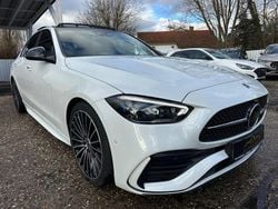 Weiß Gebraucht 2021 Mercedes C300 AMG line Limousine | 36.990 € (Teuer)
