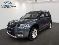 Grau Gebraucht 2015 Skoda Yeti SUV | 19.880 € (Teuer)